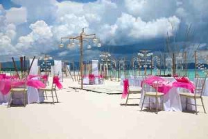 14167441-luxury-beach-wedding-in-boracay-philippines